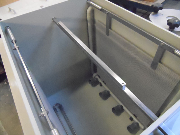 Procesbad met annodeplaat CKB Kunststof Installatiebouw