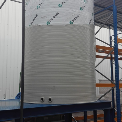 Opslagtank Op Bordes Ckb Kunststof Installatiebouw
